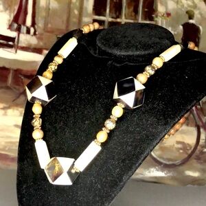 052 Vintage polished accessories bundle 26”